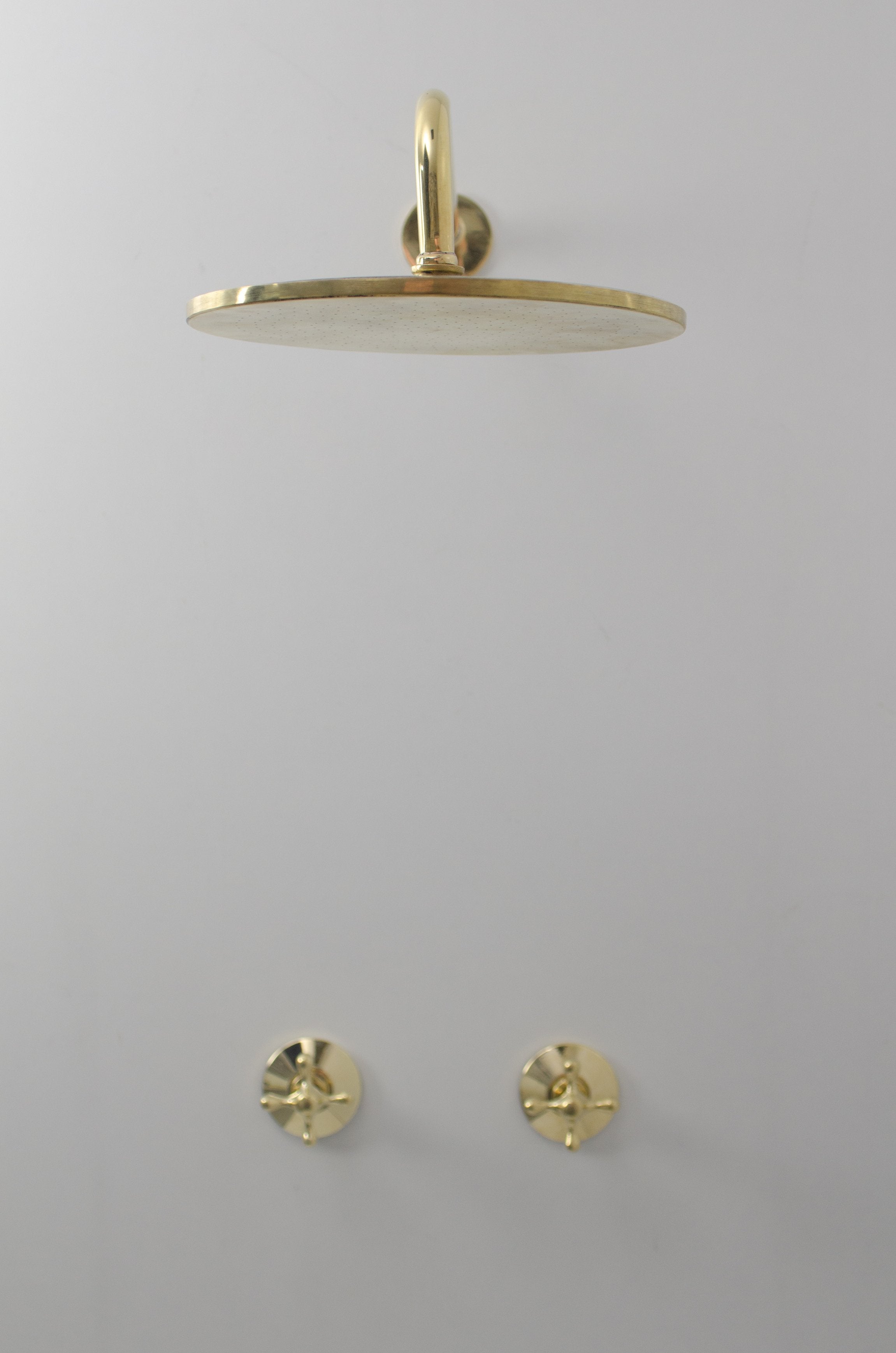 brass shower fixtures