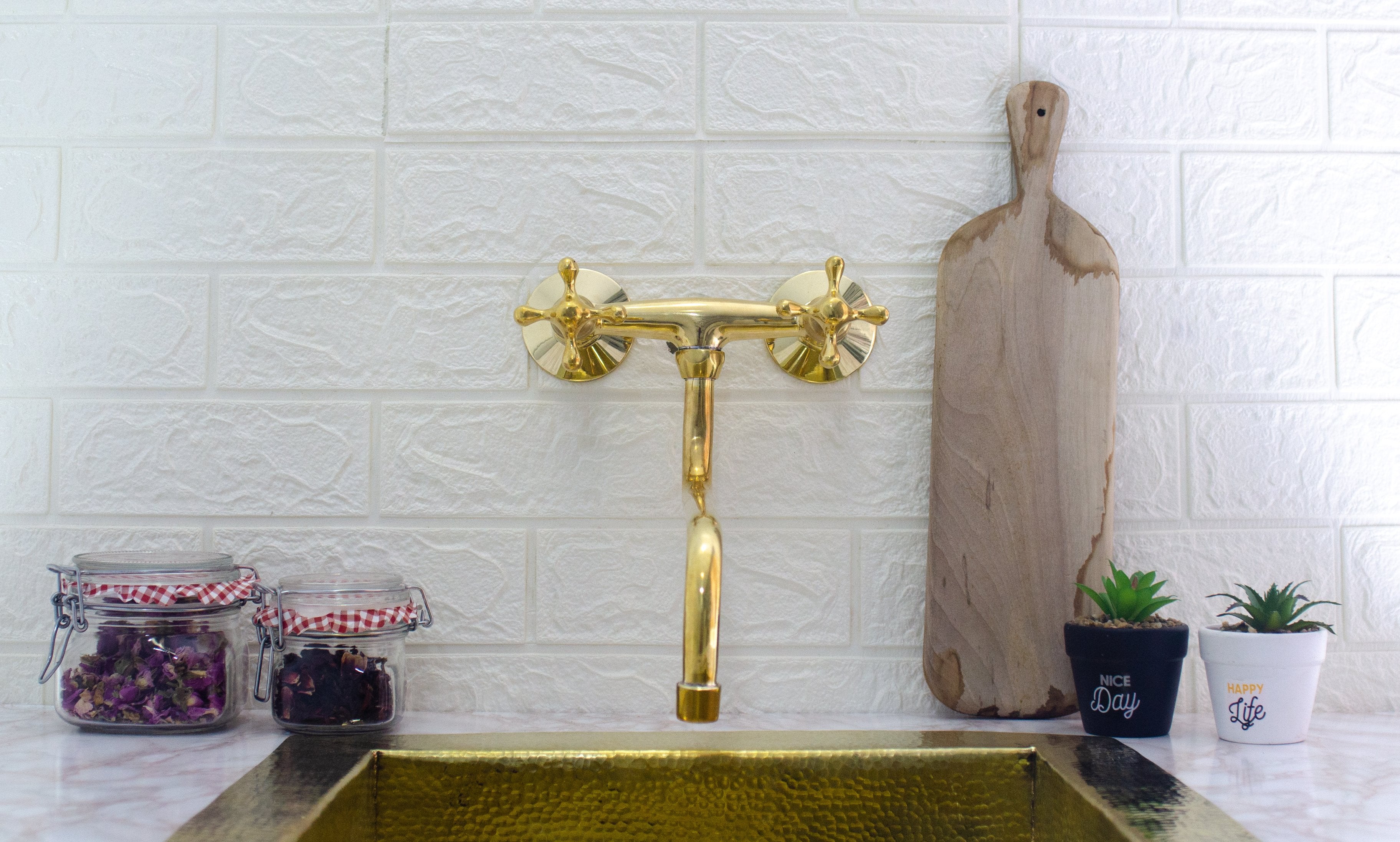 brass wall mount faucet