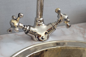 Single Hole Bathroom Faucet - Polished Nickel Bathroom Faucet